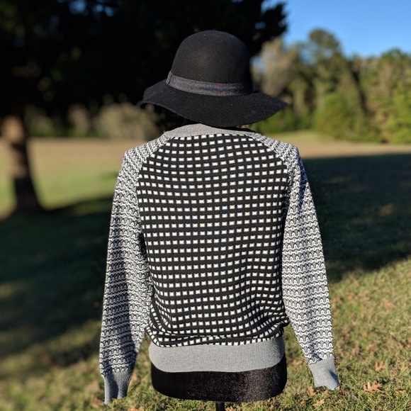 Cliche couture sweater - Picture 7 of 8